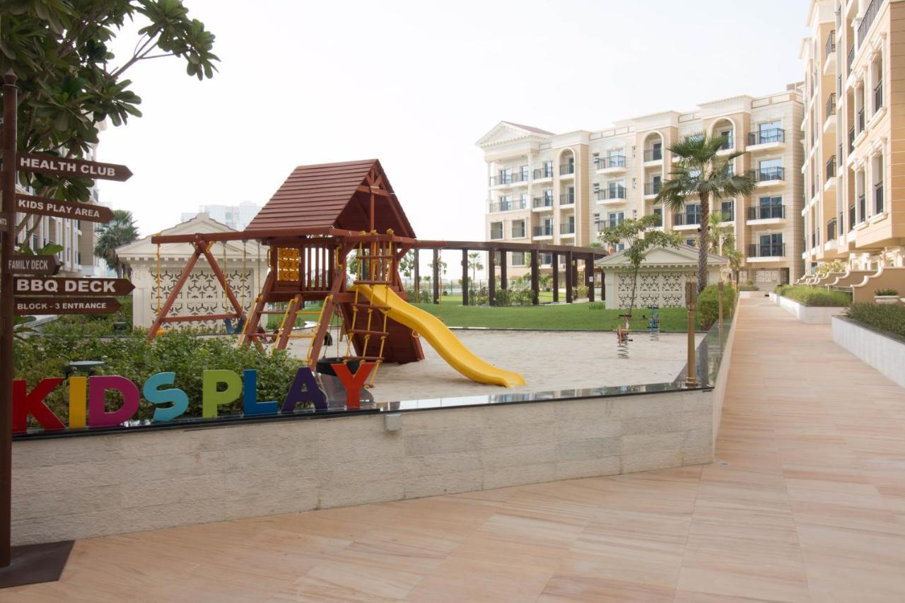 Furnished Studio, Close To All Amenties! - Resortz 11 Dubaï Extérieur photo